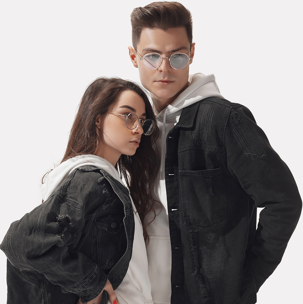 Man and woman posing